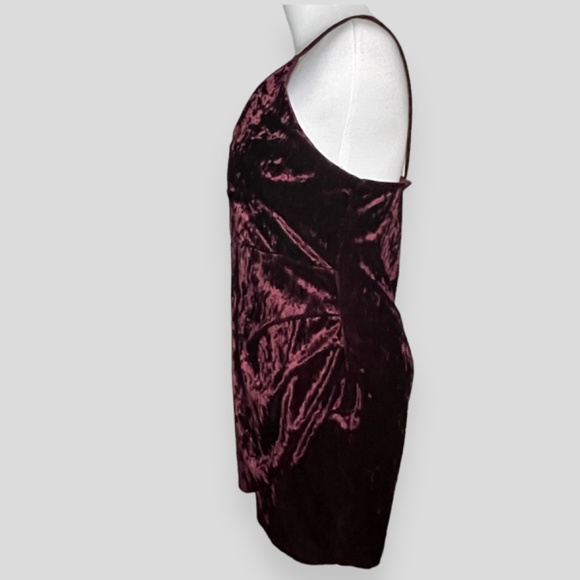 Windsor Crushed Velvet Deep Burgundy Mini Dress Size Small - Picture 3 of 6